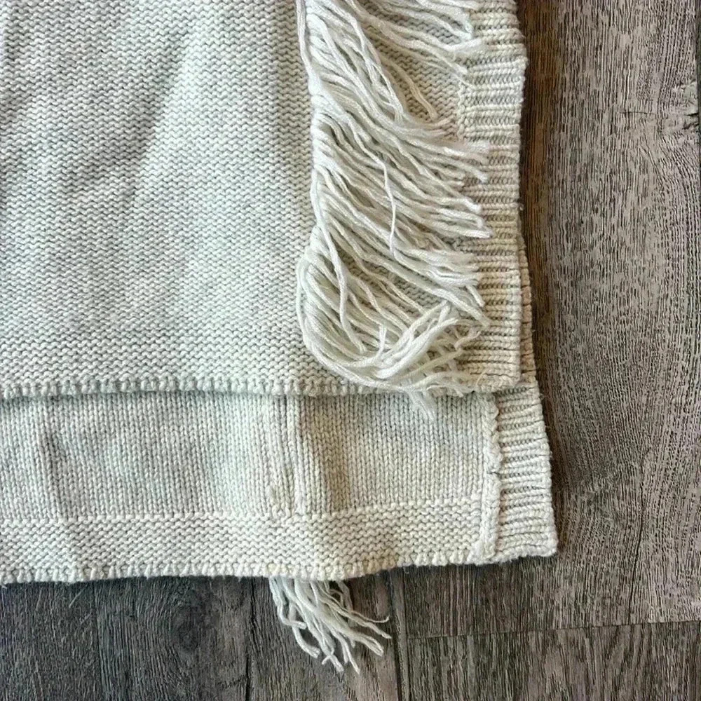 Intermix Sweater White Short Sleeve Wool and Cashmere Fringe Size Extra Small - Picture 3 of 9